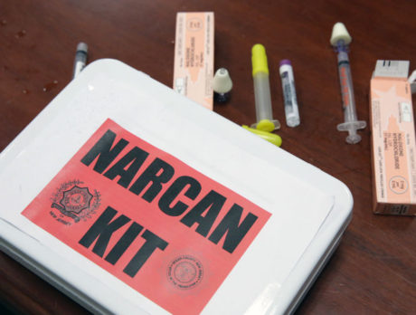 Deputies use Narcan to save man, police issued auto injectors