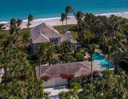 Caribbean hideaway makes most of beachfront setting