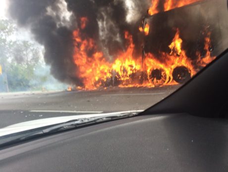 Photos – No injuries from tractor trailer fire that closed I-95 NB