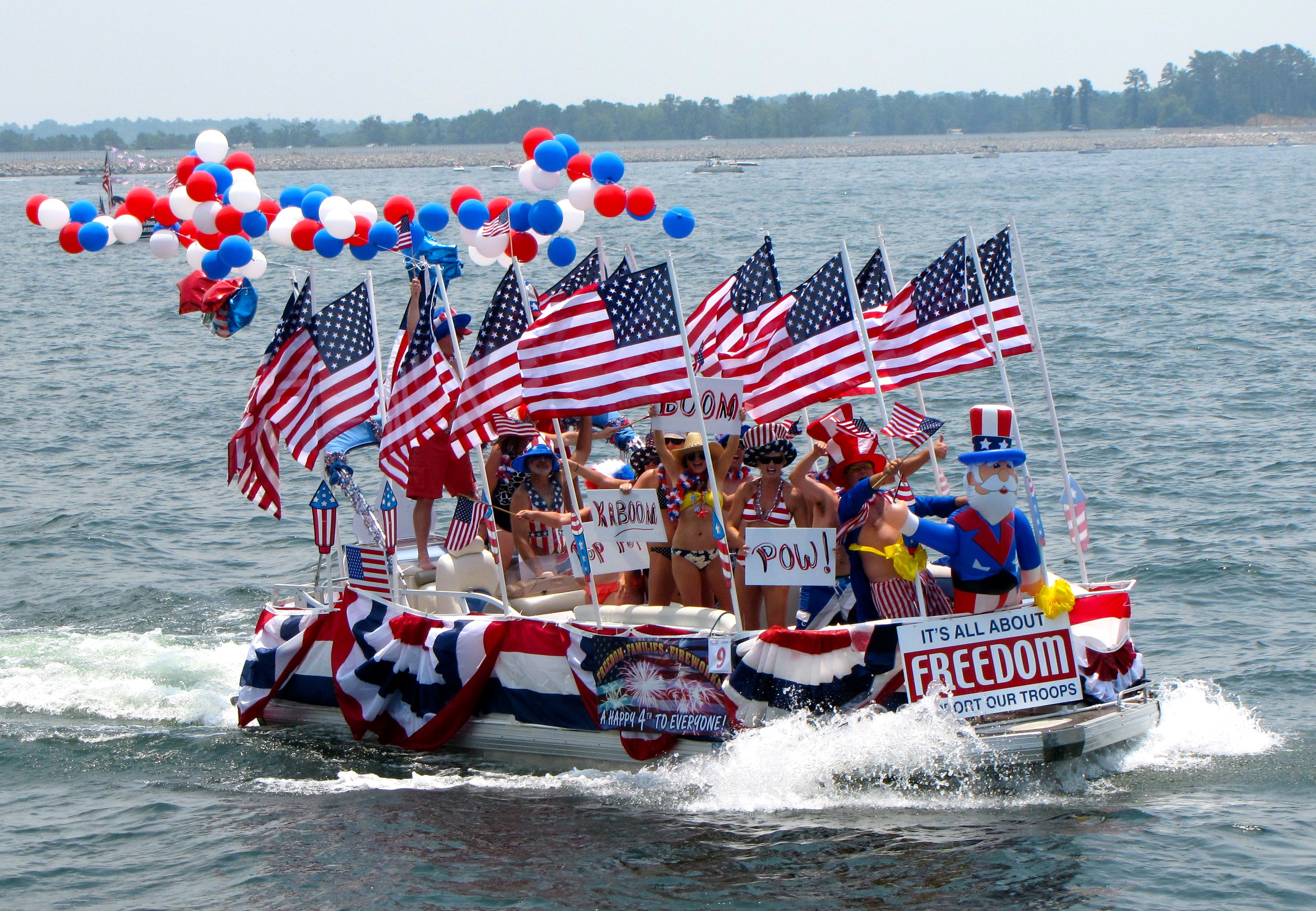 Milton Boat Parade 2025 - Brita Marilin