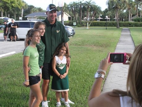 USF Bulls arrive in Vero Beach