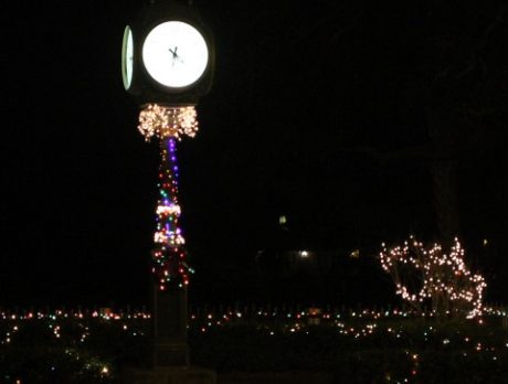 Indian River County celebrates with light displays