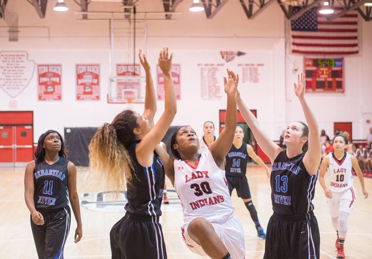 Vero Beach High girls basketball team wins state championship