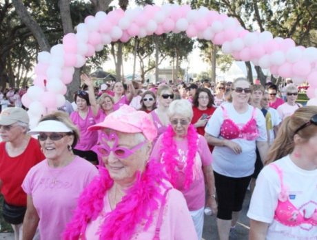 Men, women sport pink bras fight cancer at Riverview Park