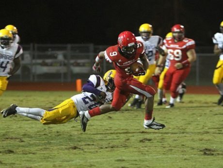 Thousands turn out to watch as Fighting Indians beat Central 35-28