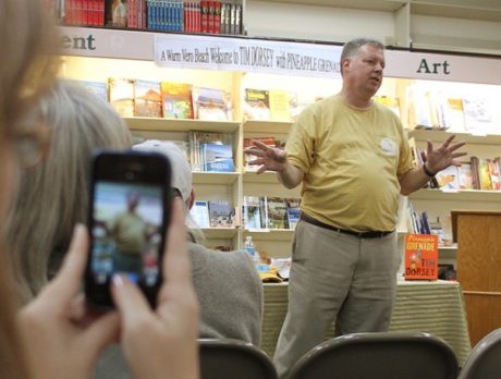 Author Tim Dorsey visits Vero Beach