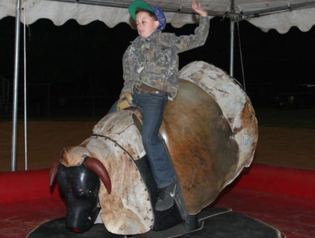 Frog Leg Festival kicks off with bull riding, chilly temps
