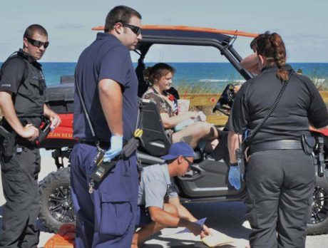 Shark attacks injure two, clear island beaches