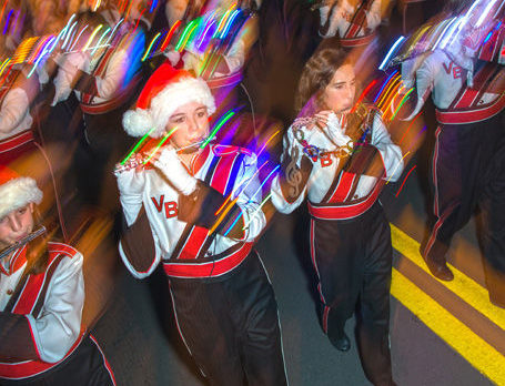 Ocean Drive Christmas Parade fills community with holiday spirit