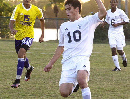 St. Ed’s soccer team eyes favorable playoff seeding