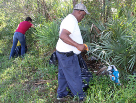 Fellsmere community rallies to clean up trash around Grant Park