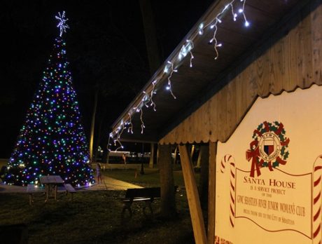 Indian River County celebrates with light displays