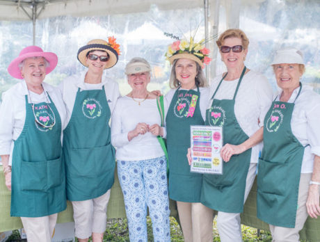 Green-thumbed garden enthusiasts fill Riverside Park