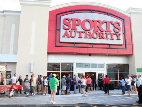 Sports Authority grand opening draws hundreds out for specials