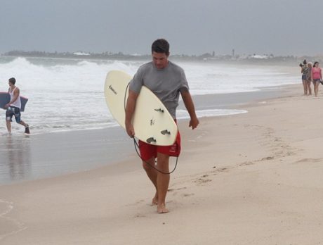 Effects of Hurricane Irene draws crowd