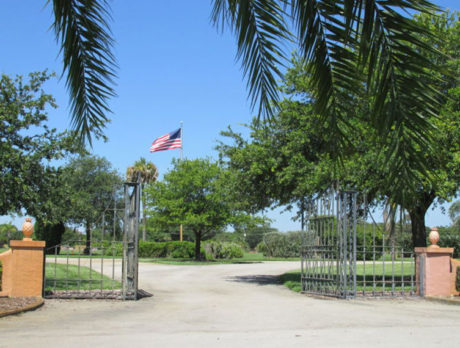 Vero residents vote to protect cemetery, parks