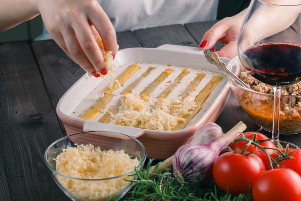 A Hearty Italian Dinner: Beef Cannelloni and Wine