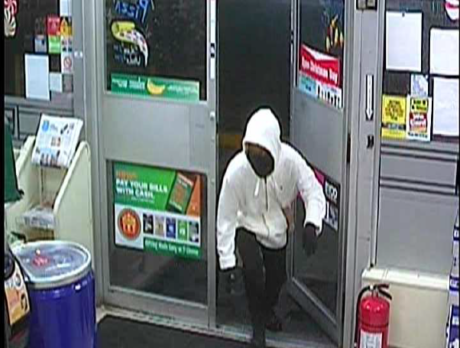 Robber hits Vero Beach 7-Eleven