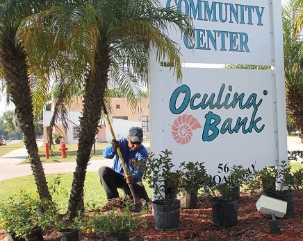 Fellsmere Community Center abloom in new flowers