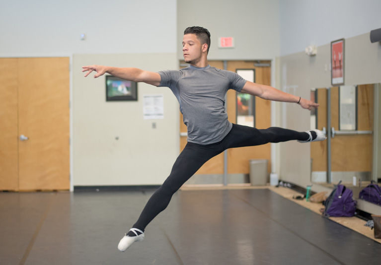 Ballet dancer punches his ticket to scholarship