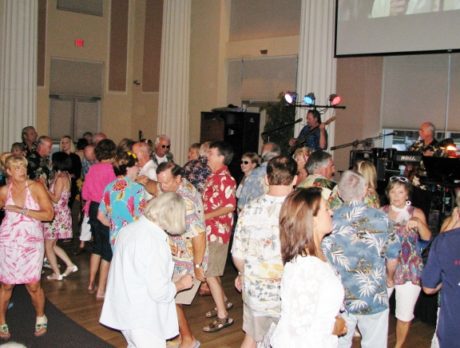 Guests enjoy a blast of summer at Museum Beach Blanket Bingo fundraiser