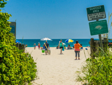‘No swimming’ at 3 beaches with high bacteria levels