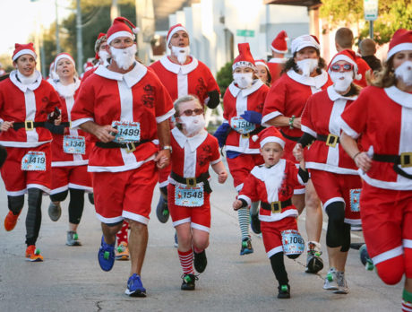 Run Run Santa: Kris Kringles jog and jingle all the way