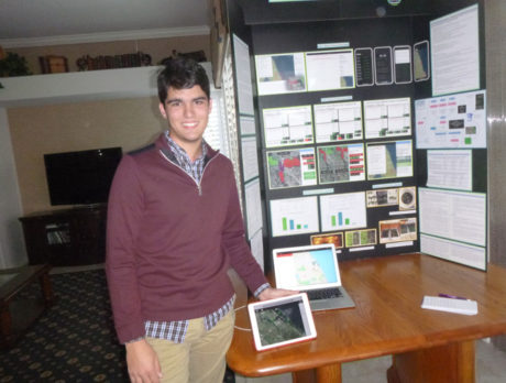 Vero High student creates app to predict algae blooms in lagoon