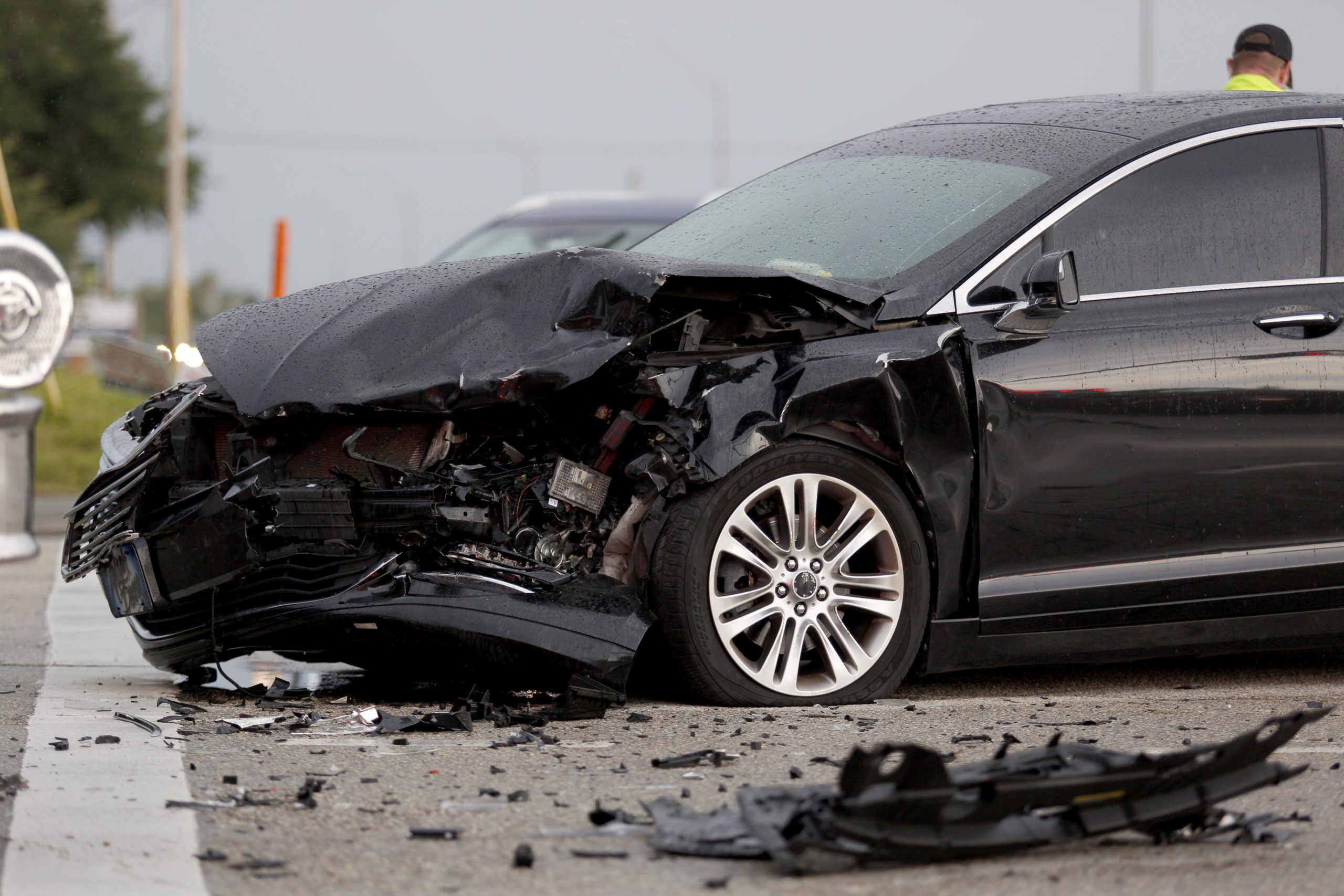 Two hurt in head-on crash at U.S. 1 and 37th Street - Vero News
