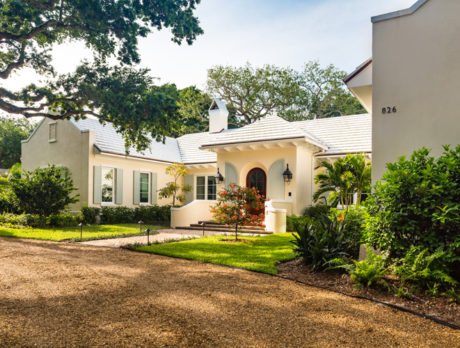 Old Riomar home set among mature live oaks is a must-see
