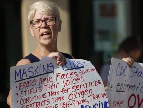 ‘It should be a choice’ – Residents gather to protest mask ordinance