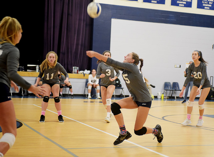 The story of 2020 St. Edward’s volleyball is already a smash hit - Vero ...