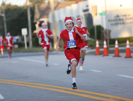 Jolly roll! St. Nicks give it their all at ‘Run Run Santa’