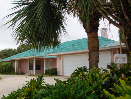 Neighbors want Castaway Cove home condemned for code violations