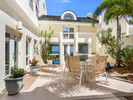 Oceanfront Mediterranean villa ‘lives like a house’