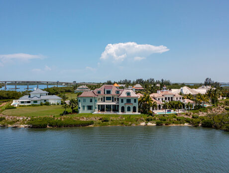 ‘Extraordinary’ Pelican View estate stuns at every turn