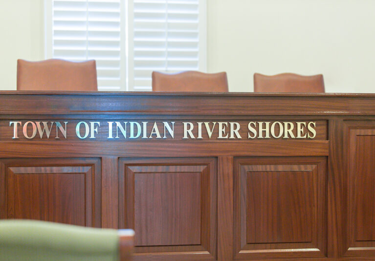 Three candidates apply to fill vacancy on Shores Council