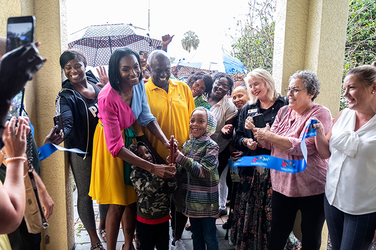 Girls Coalition debuts Food Cart, with a side of self-confidence