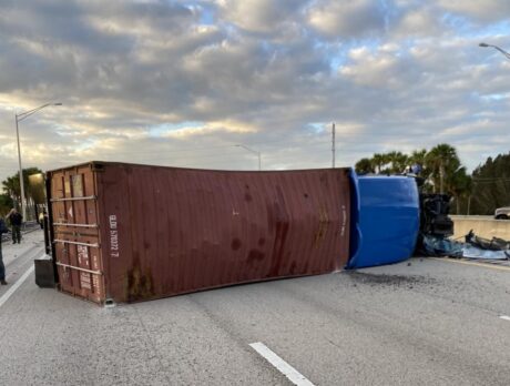 Two crashes involving semi-trailers, dump truck reported on I-95