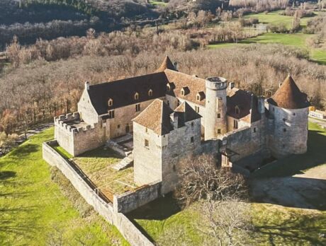 Deputies stop inmate’s plan to escape to medieval estate in France