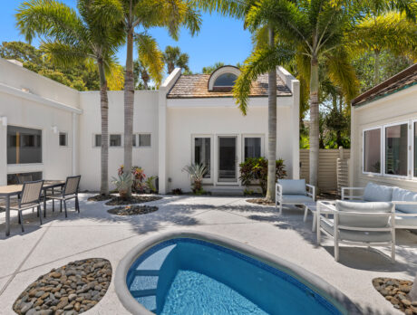 Villa in peaceful Baytree community features courtyard and cabana
