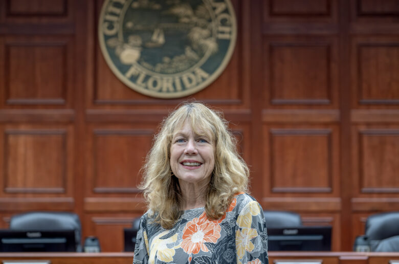 Tammy Bursick, steady hand on tiller at City Hall, will retire