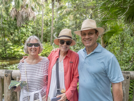 McKee’s Waterlily fest: Awestruck visitors bask in beauty