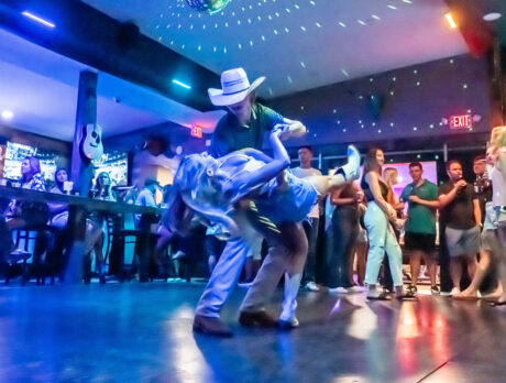 Country-music tavern off to a rootin’ tootin’ start downtown