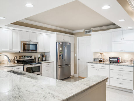 Elegant Seaquay condo has expansive oceanfront balcony