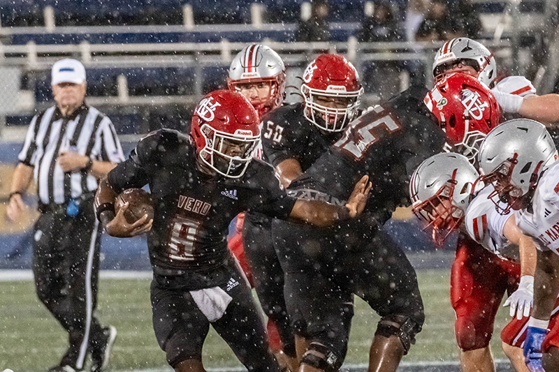 121325 VBHS Football JoshuaKodis 026