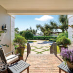 Gonzales 292642 HomeEntrance