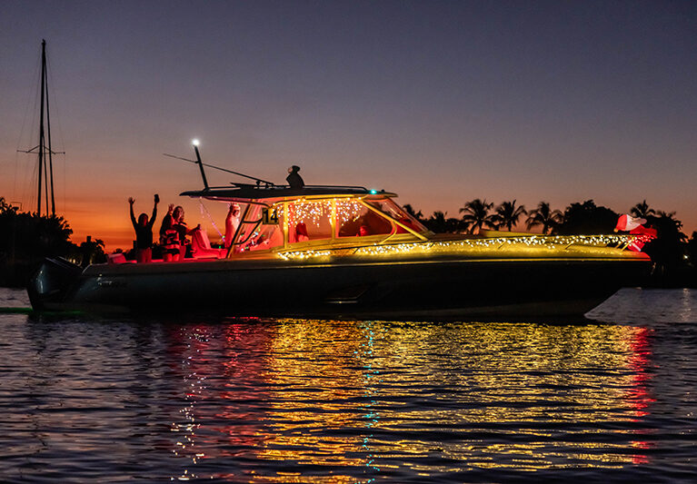 121225 MooringsChristmasBoatParade JoshuaKodis 001