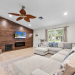 NormanThomas 291627 LivingRM