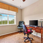 Yunker 291675 Office